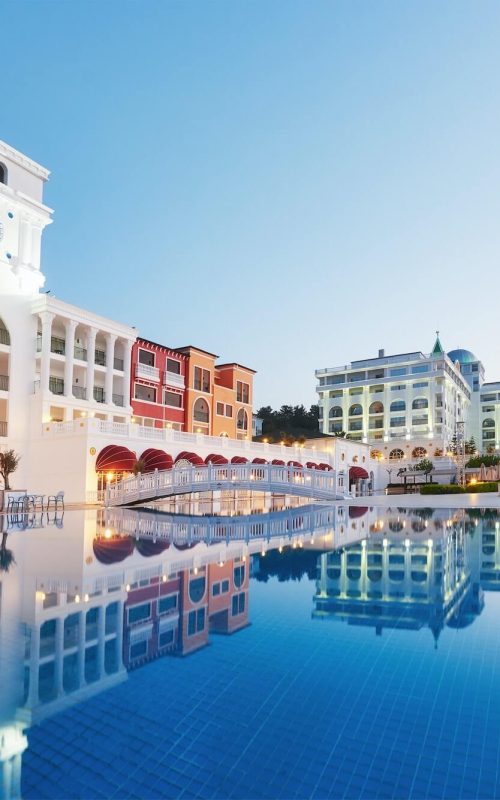swimming-pool-and-beach-of-luxury-hotel-type-entertainment-complex-amara-dolce-vita-luxury-hotel-1.jpg